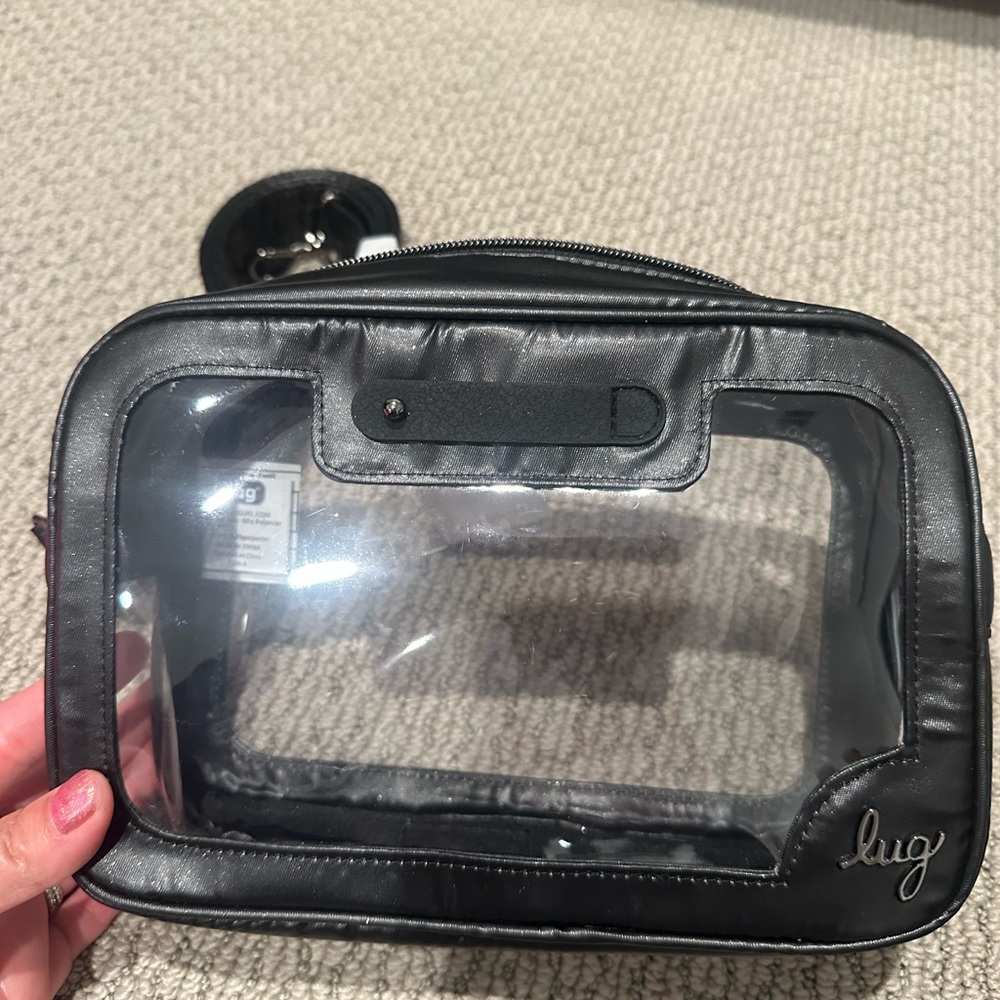 Lug clear bag